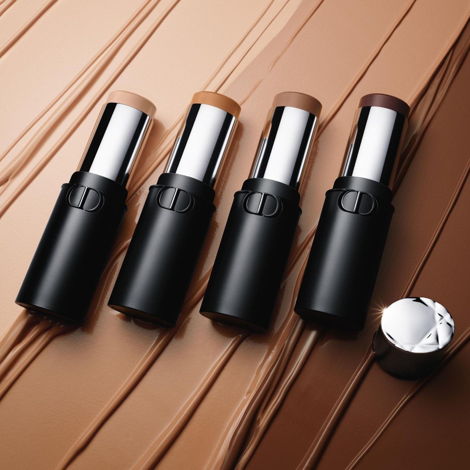 DIOR olovka za konture Dior Forever Skin Contour - 10 g