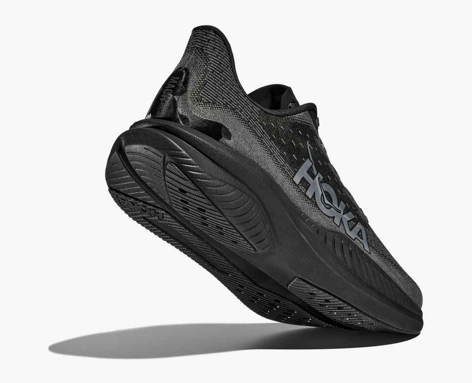 HOKA Mach 6 fekete/külső pálya