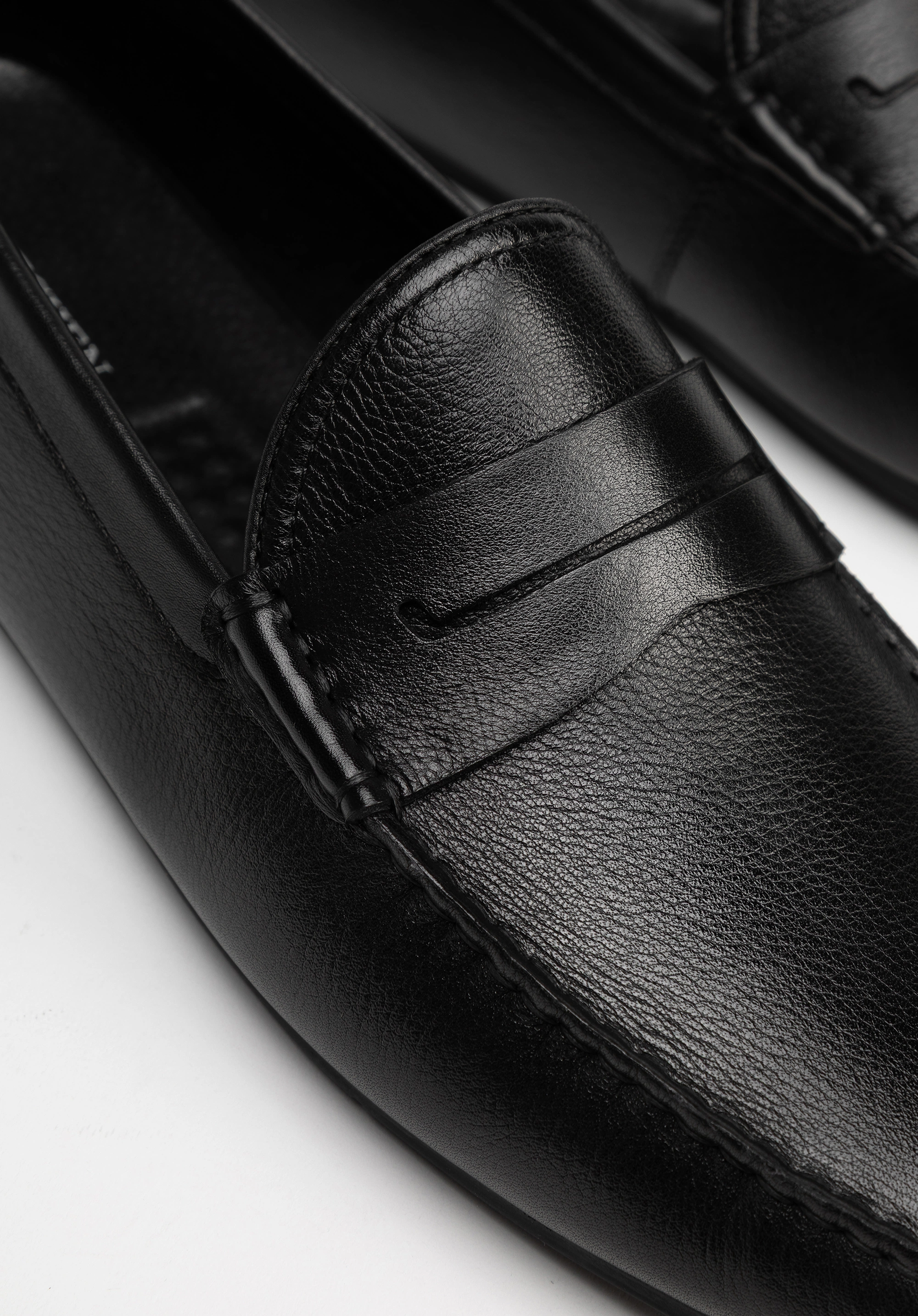 Męskie półbuty slip-on ze skóry naturalnej czarne