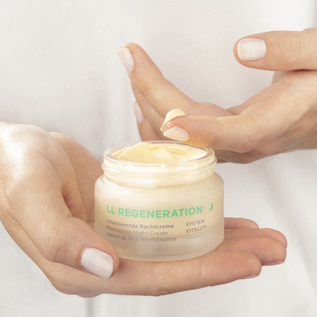 ANNEMARIE BÖRLIND Noćna krema LL REGENERATION Revitalizirajuća noćna krema - 50 ml