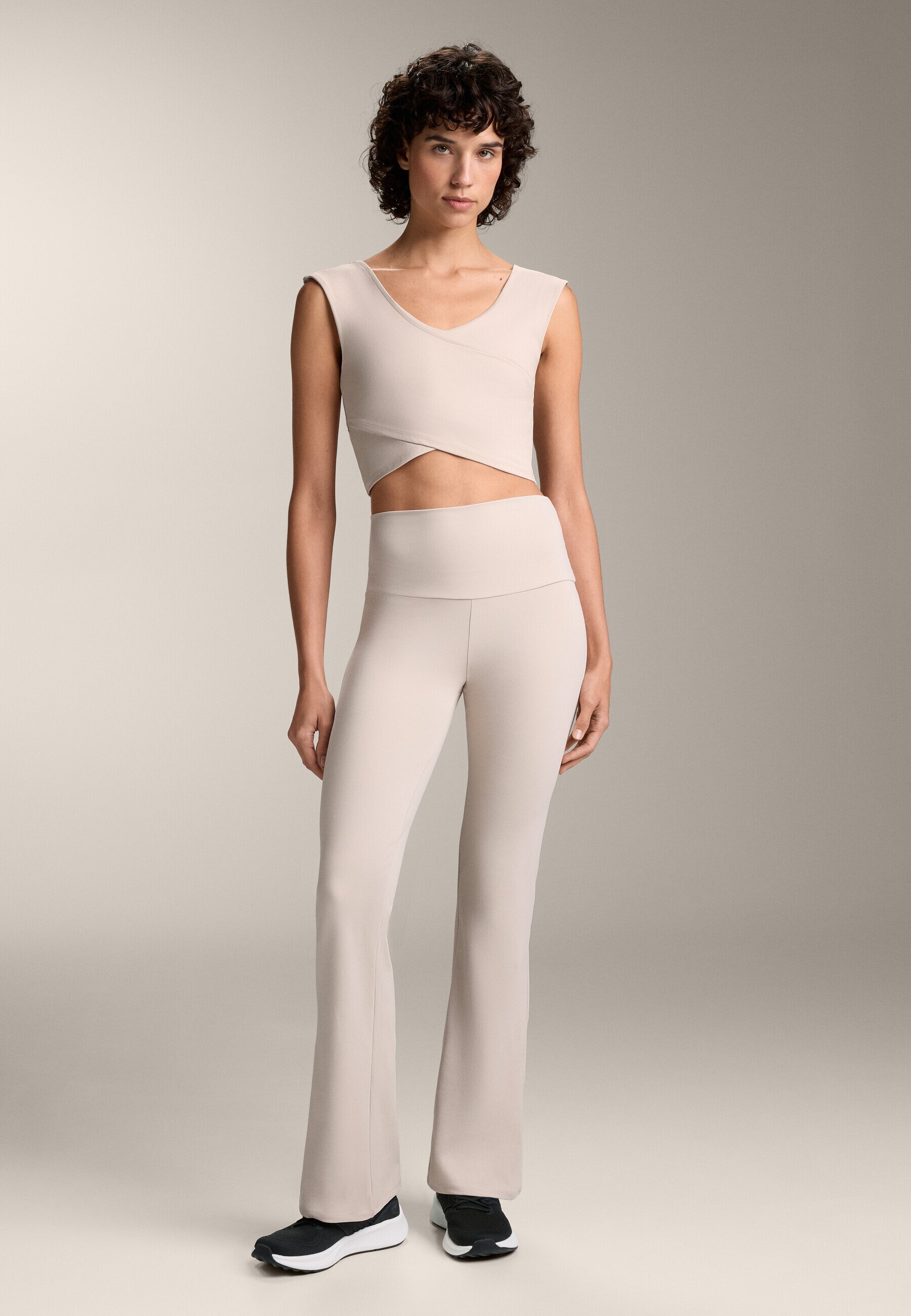 OYSHO COMFORTLUX CROSSOVER - Top - zand