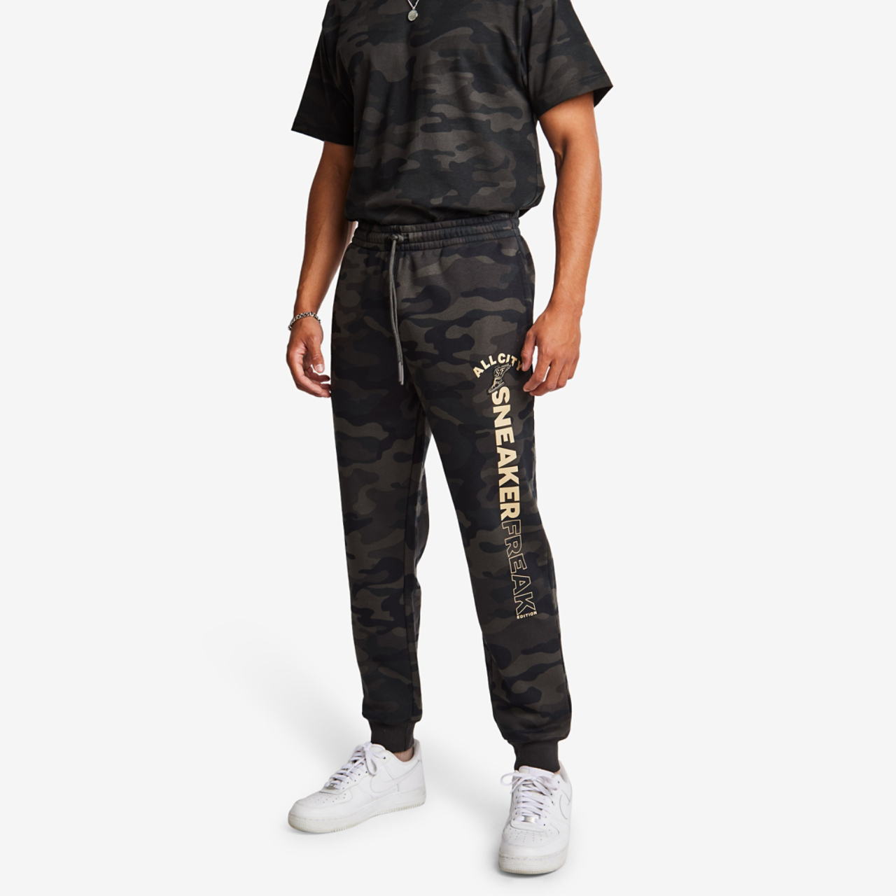 LCKR Essential