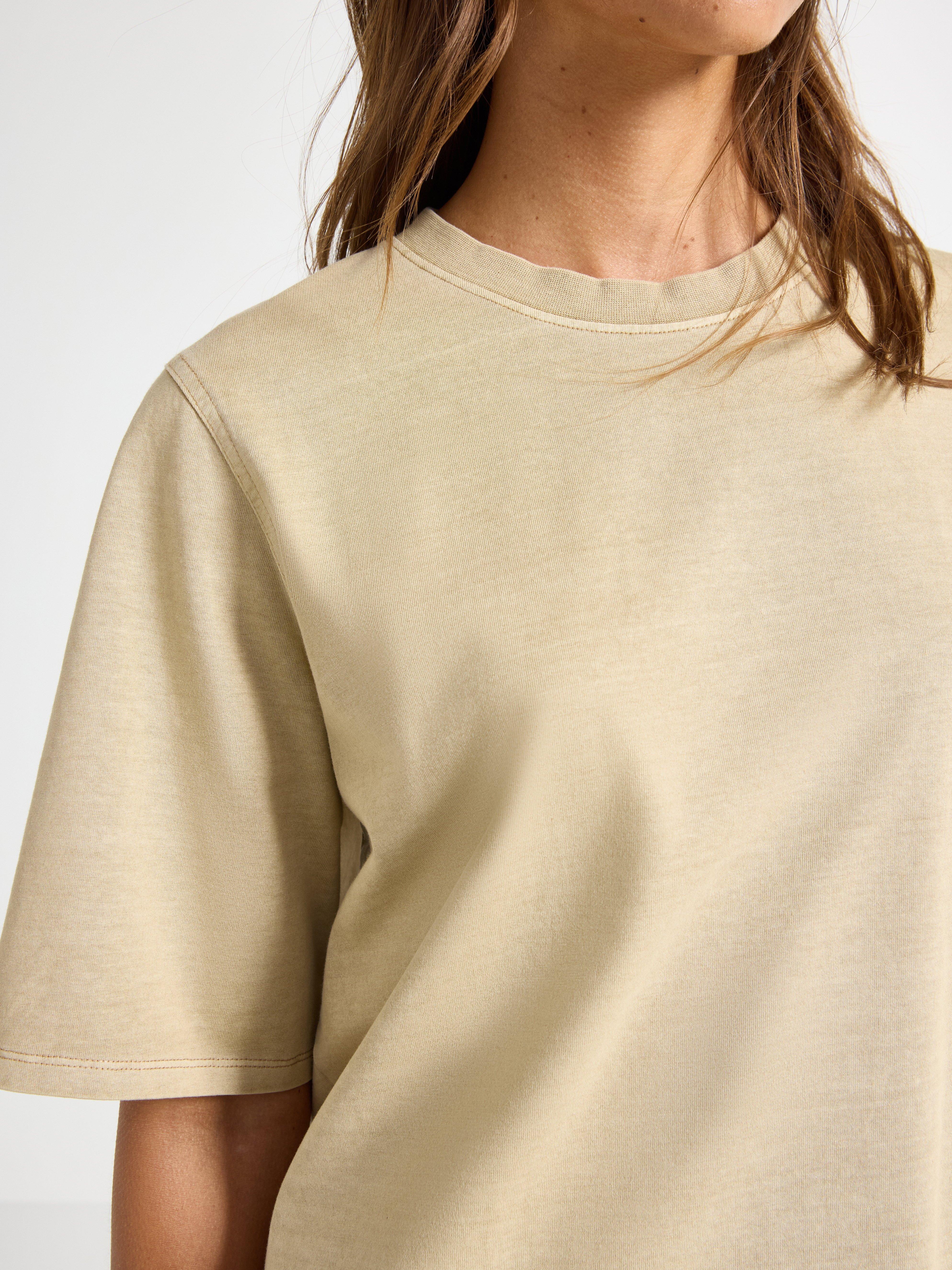 Camiseta extragrande beige