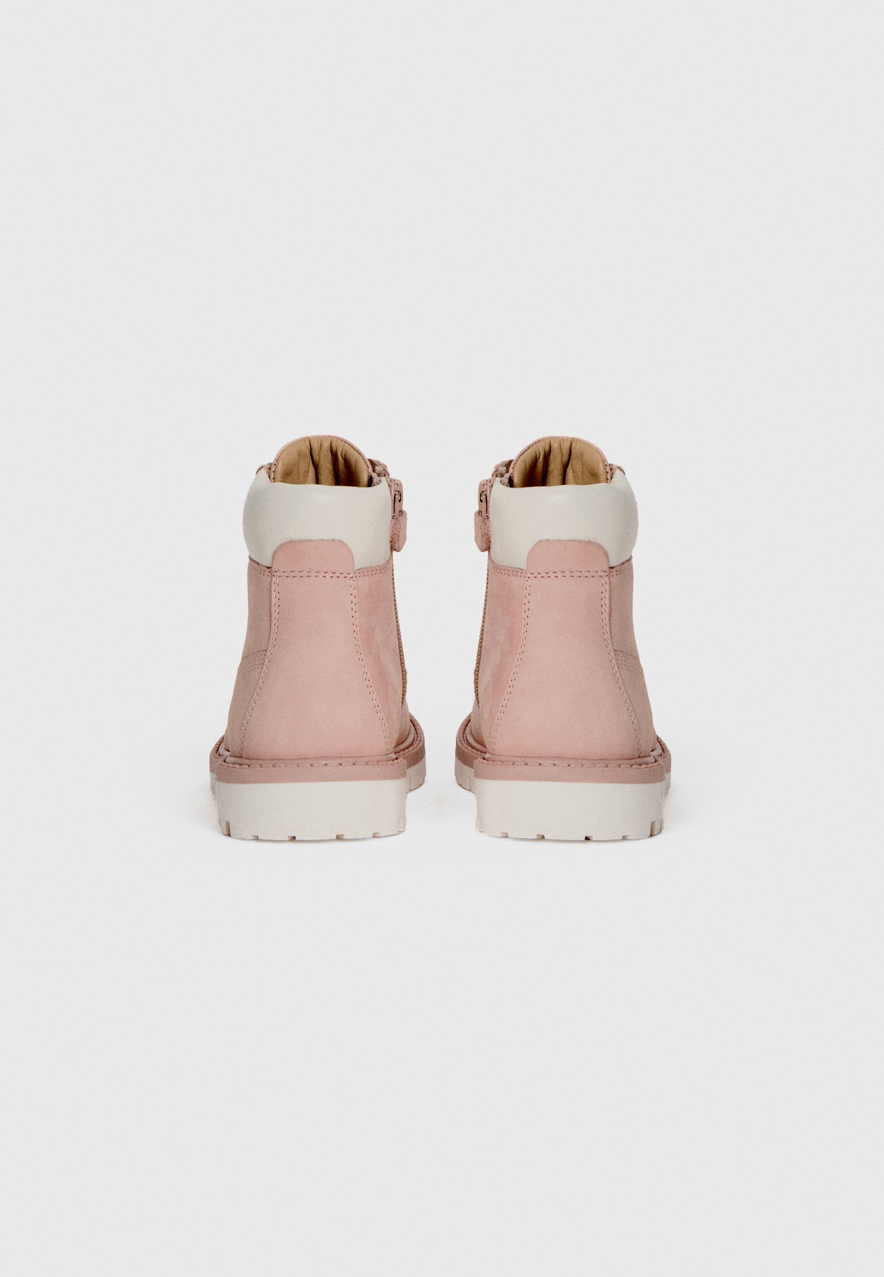Friboo LEATHER - Enkellaarsjes met vetersluiting - lichtroze