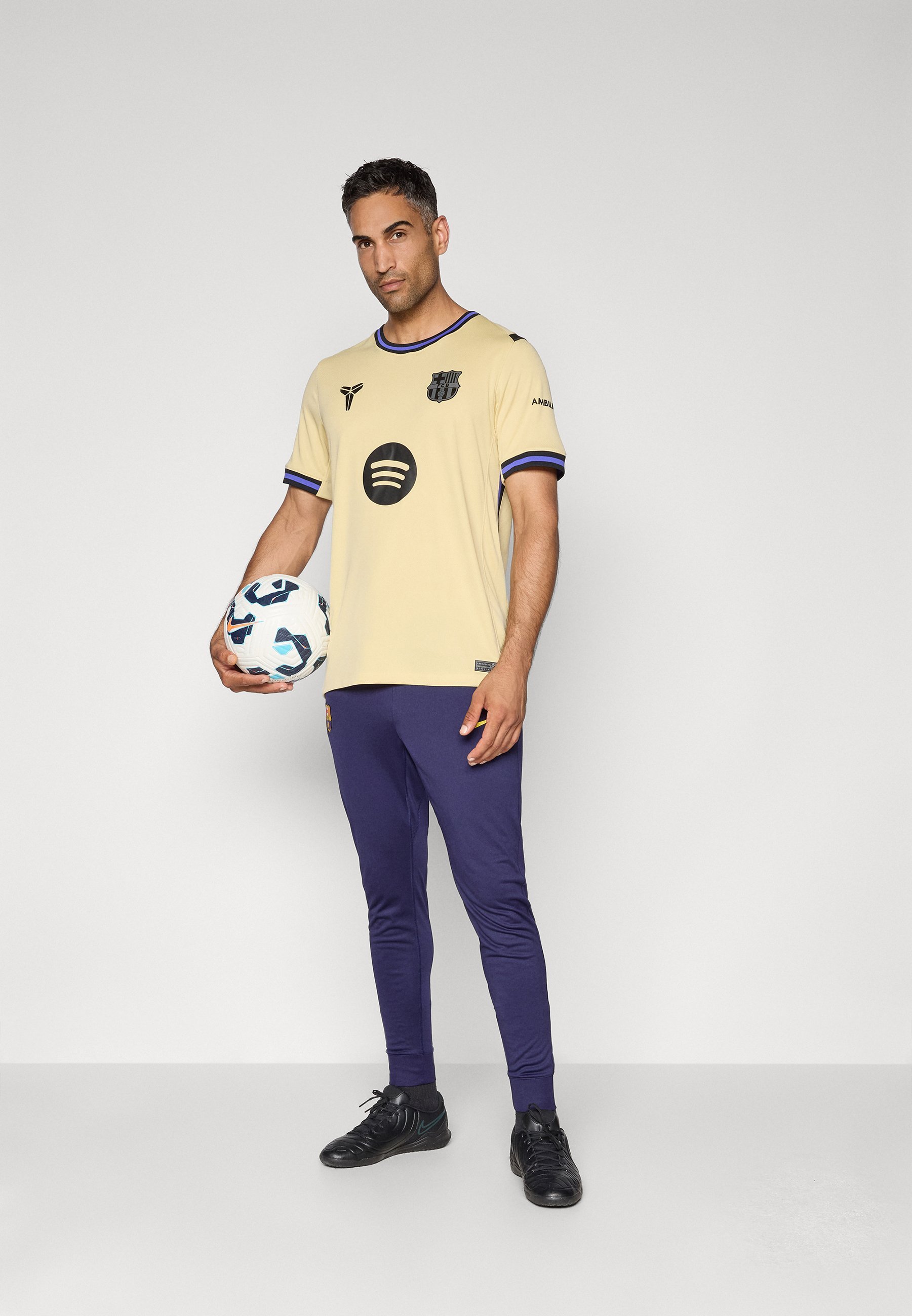 Pantalon Nike Performance FC Barcelone Strike - Tenue du club - violet impérial/or du Midwest