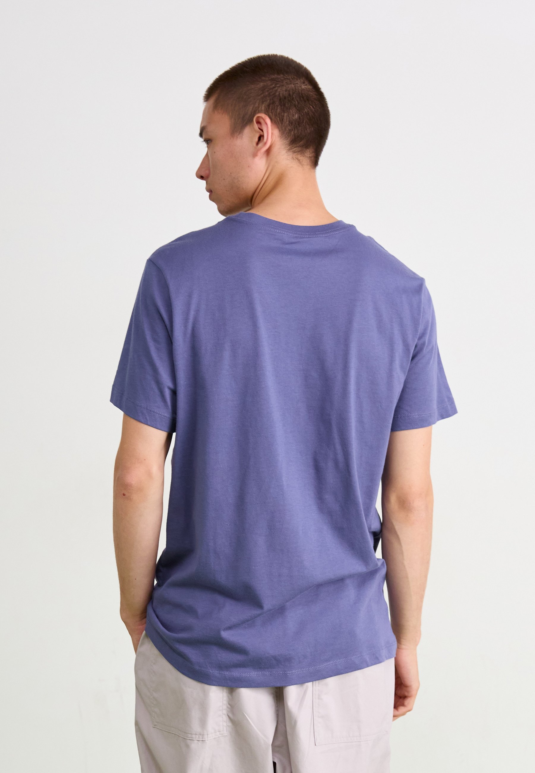 Nike Sportswear T-shirt - T-shirt met print - geschuurd paars