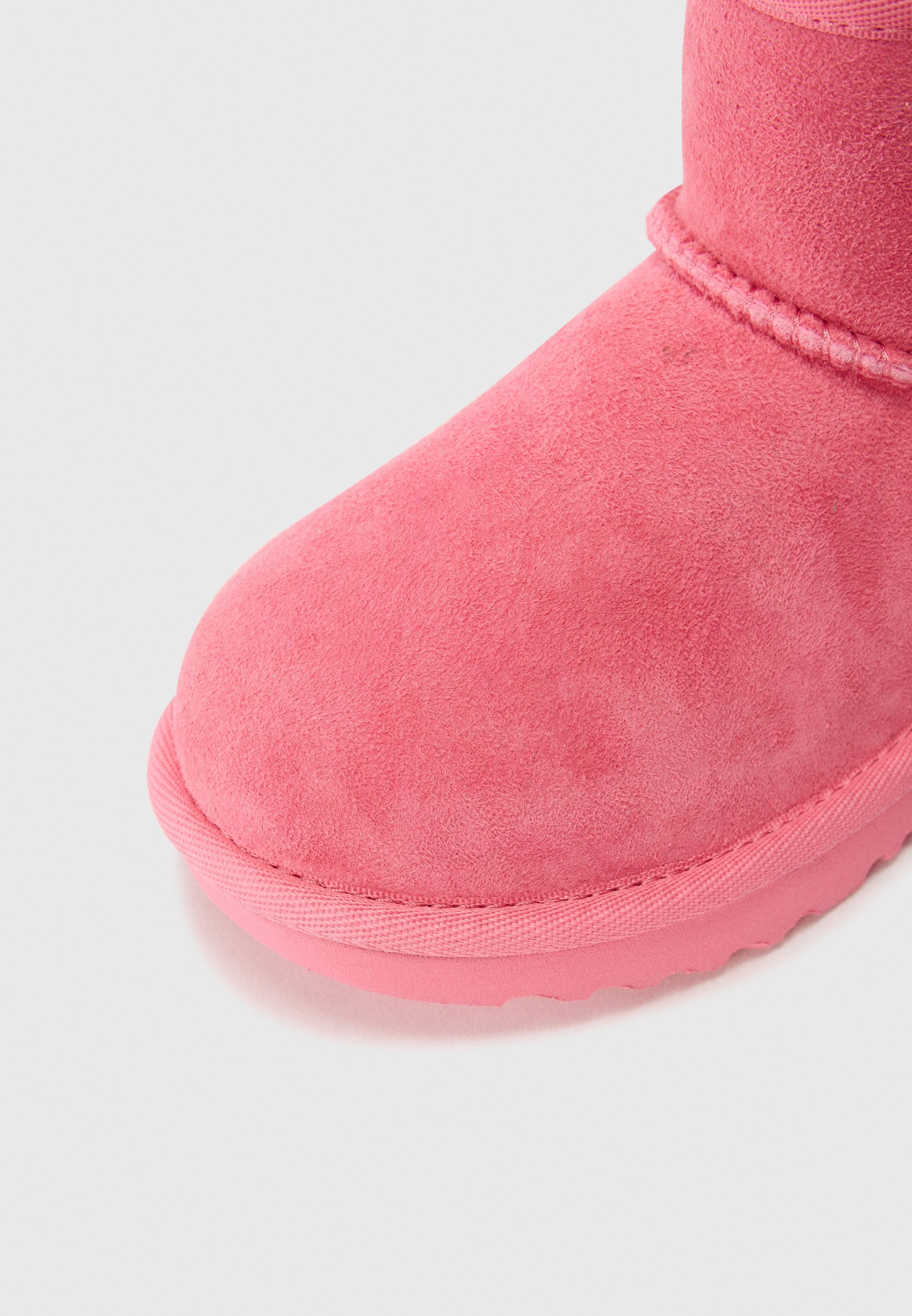 UGG CLASSIC MINI - Buty zimowe - różowy kwiat