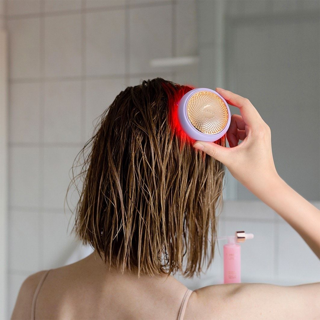 FOREO tretman za kosu LUNA™ LUNA™ 4 Hair 2-u-1 LED masažer za vlasište - 111 g