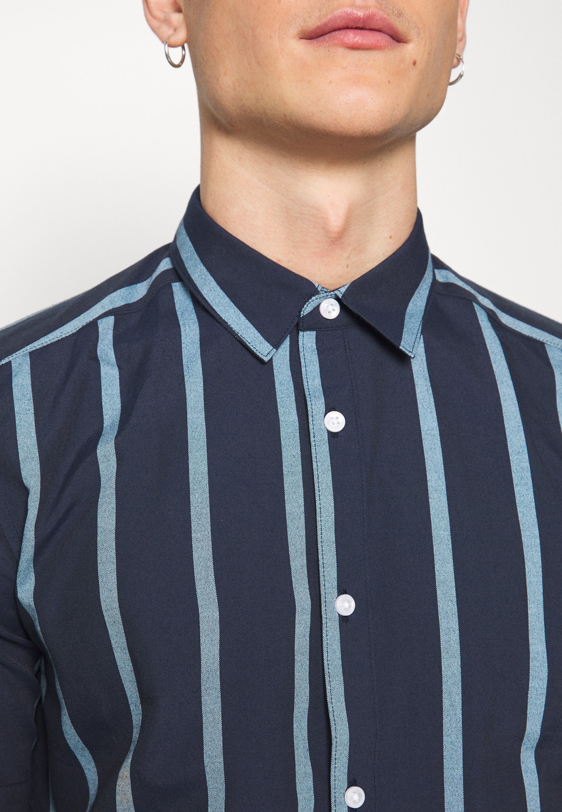 Only & Sons ONSTRAVIS LIFE GESTREEPT - Shirt - donkerblauw