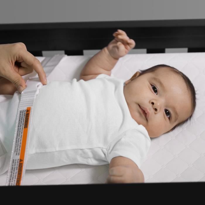 Fasciatoio INGENUITY con bordi rialzati e cintura di sicurezza, impermeabile, con fodera in 100% cotone inclusa.