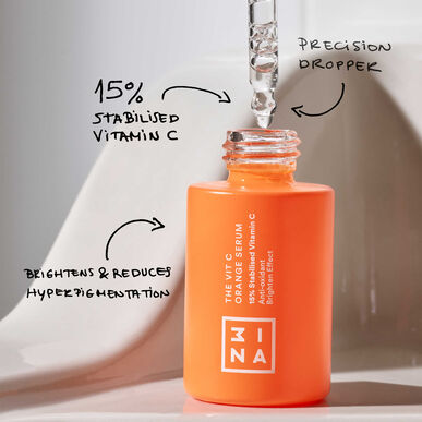 3INA Vit C Appelsiini Kirkastava Kasvoseerumi 30 ml 30 ml