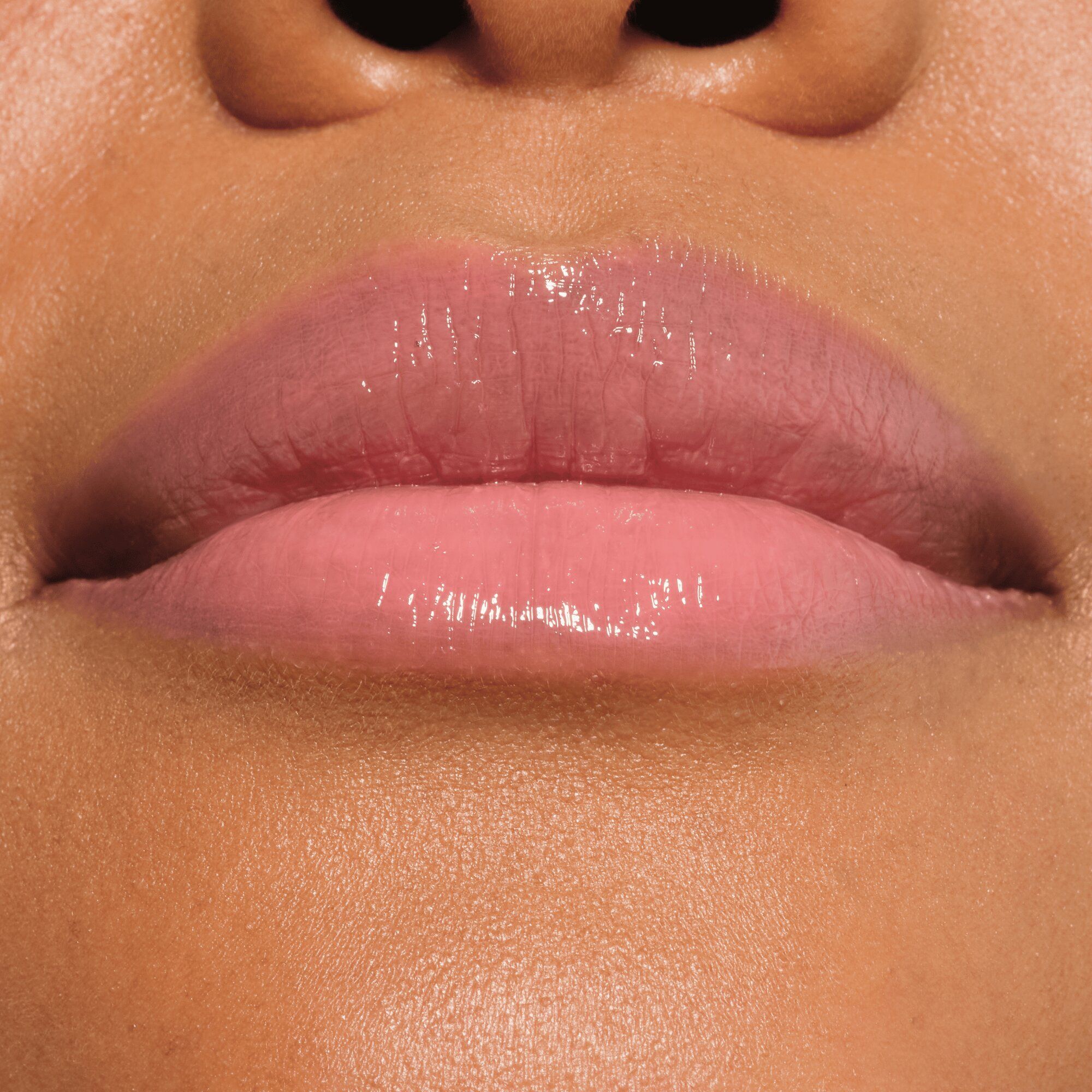 Melt & Plump Lip Plumper Lūpu apjoma palielinātājs Lūpu kontūrzīmuļi