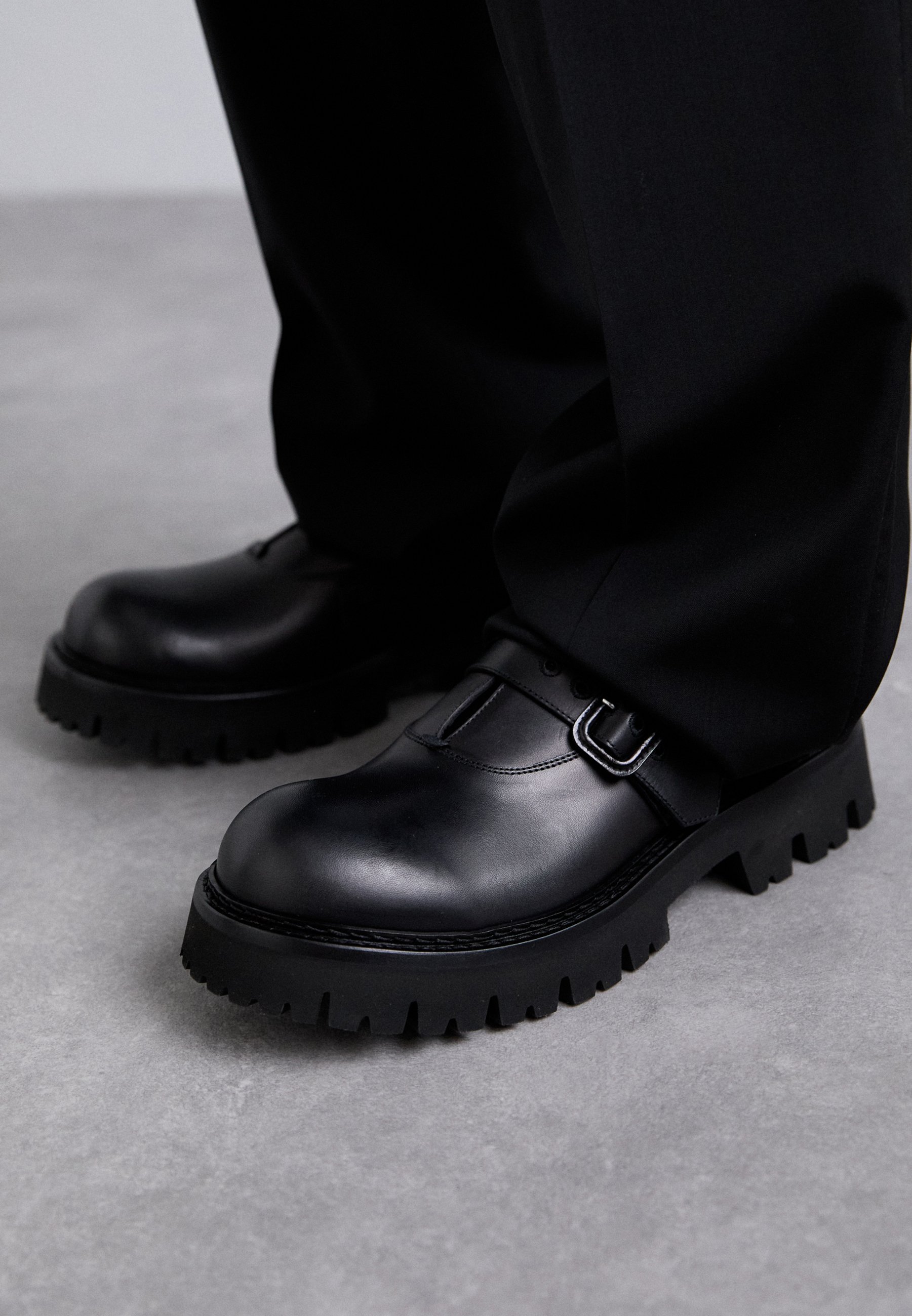 MOSCHINO Slip-ons - nero