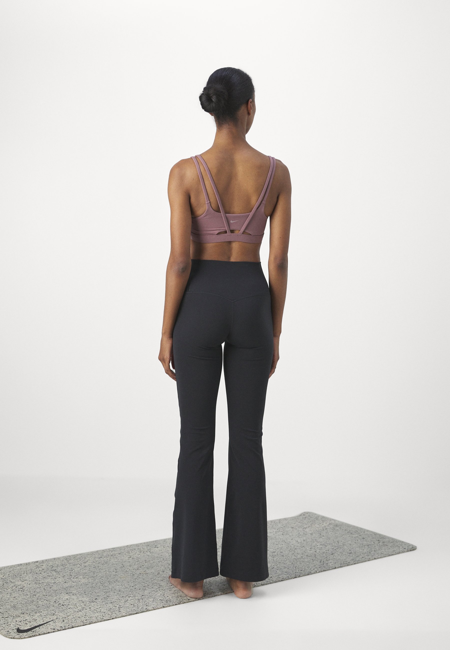 LEGINY - BLACK/BLACK - Nike Performance
