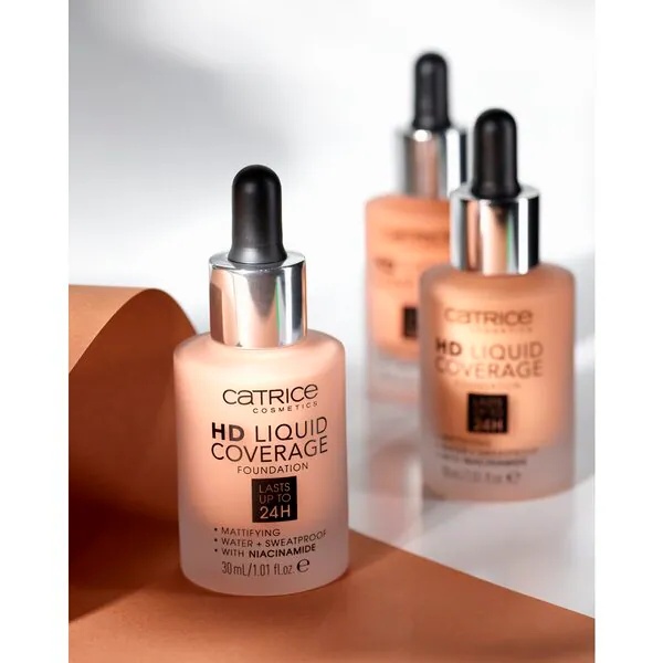 Catrice HD tekući puder u nijansi 032 Nude Beige<br>30ml