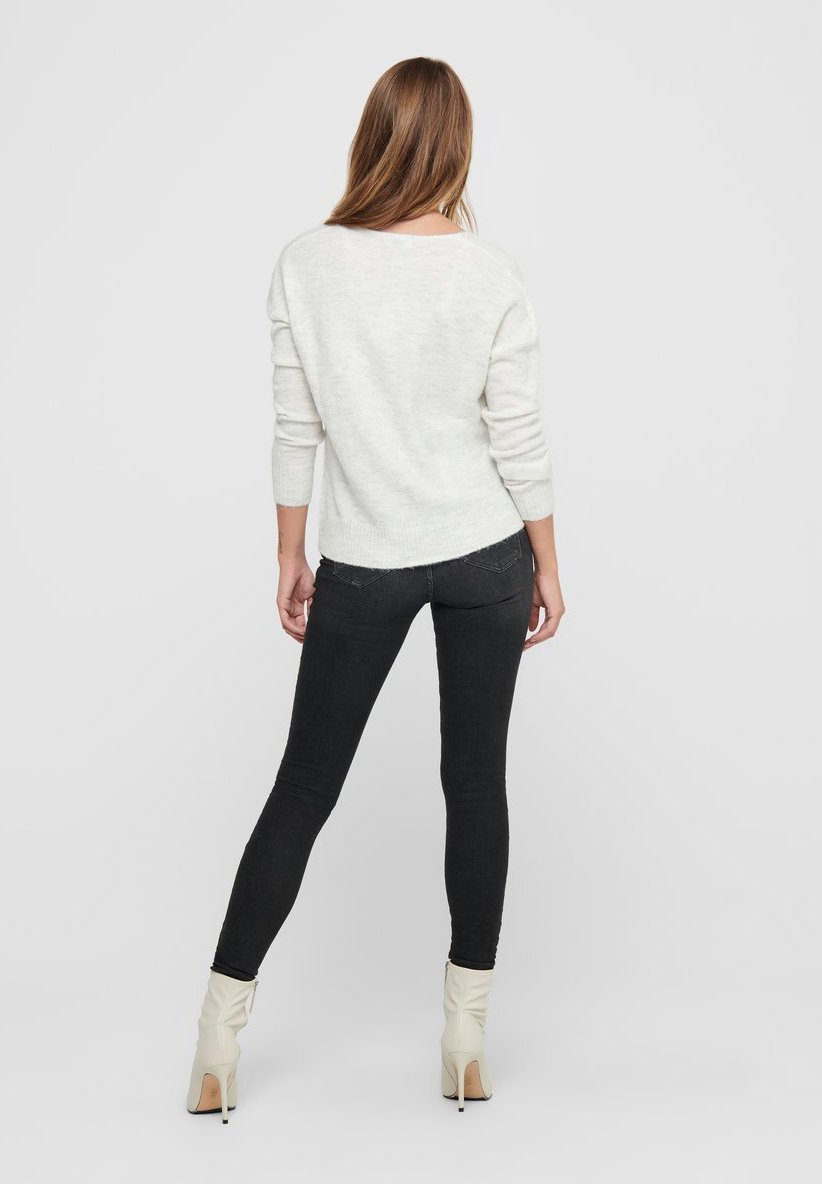 JDY JDYELANORA L/S V-NECK NOOS - Pullover - Cloud Dancer