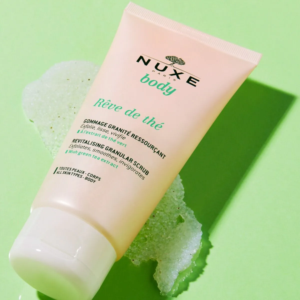 Nuxe Reve De The Rewitalizujący peeling do ciała