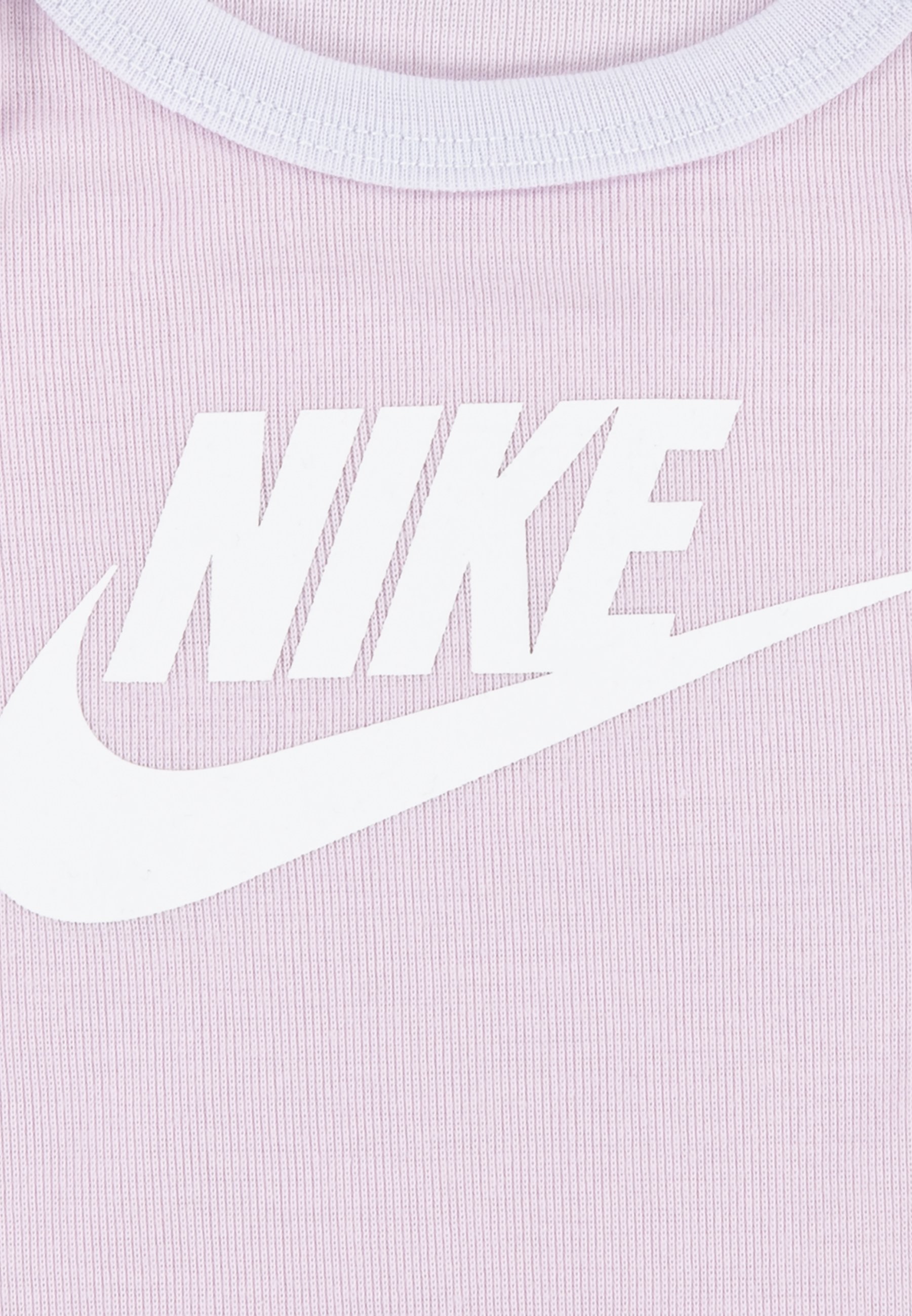 Nike Sportswear BABY 3-DELIGE SET MET BABYBOOTJES EN MUTSJES - Babycadeaus - roze schuim