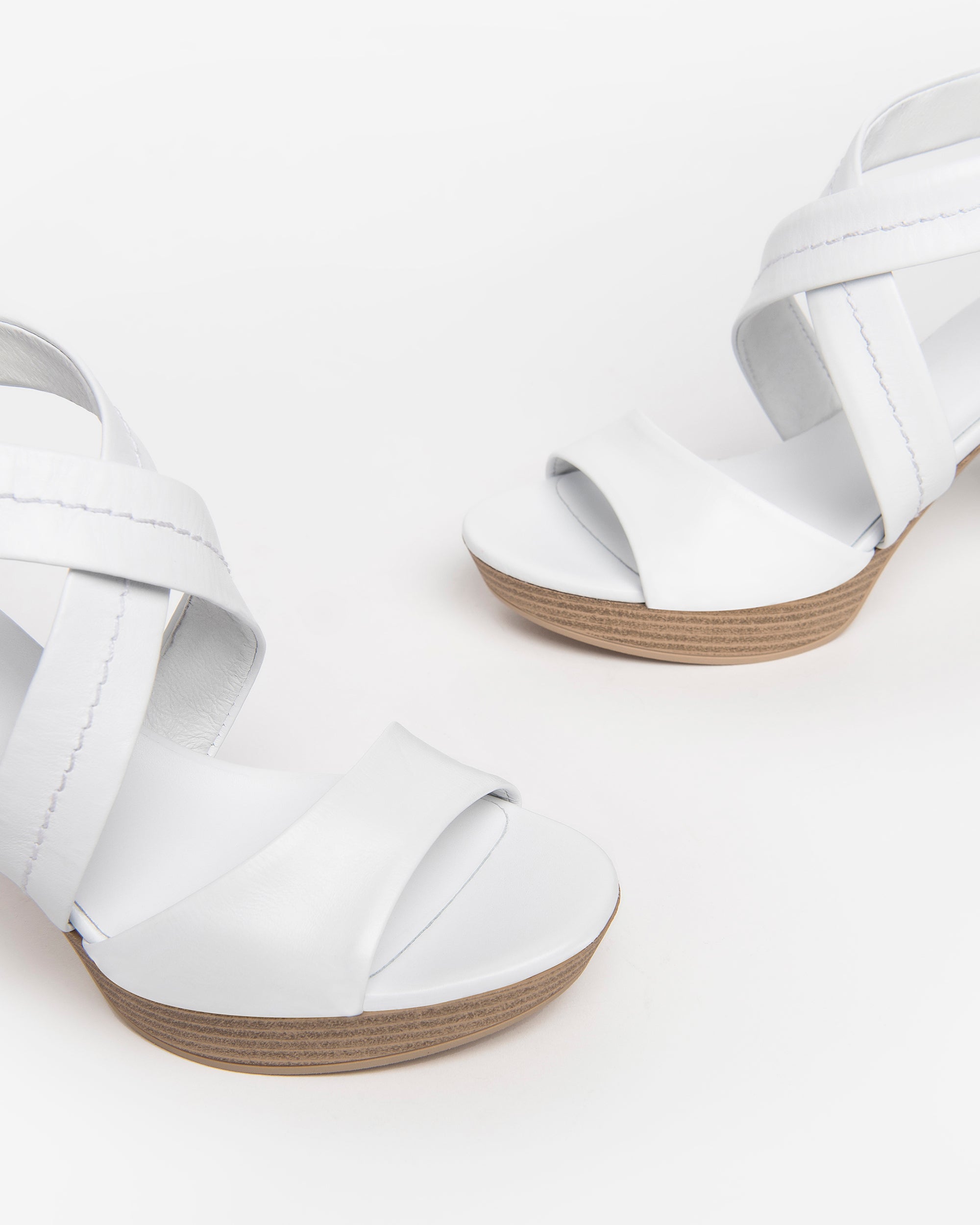  Damen-Ledersandalen