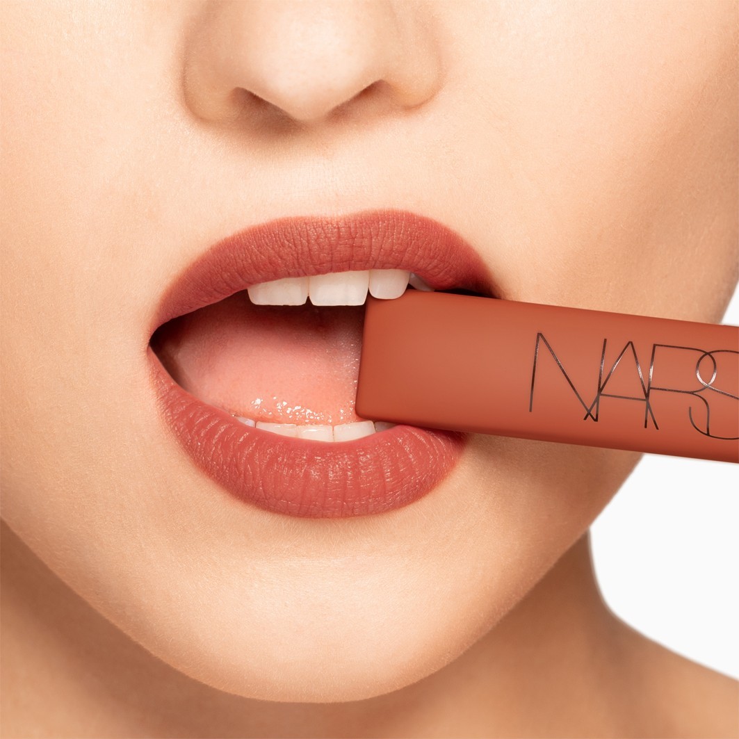 NARS Lipstick Air Matte ruž za usne - 7,5 ml