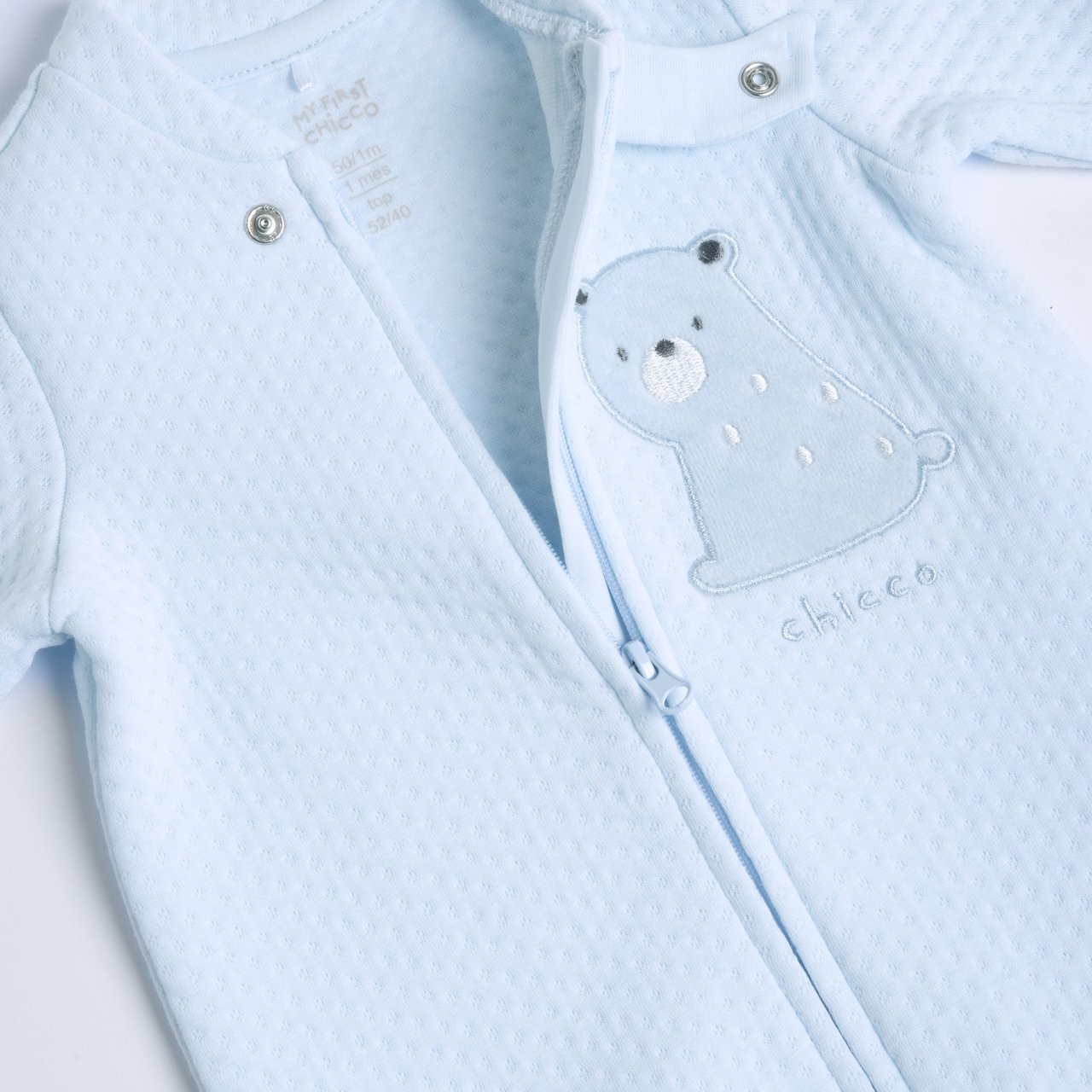 Pijama de bebé osito azul