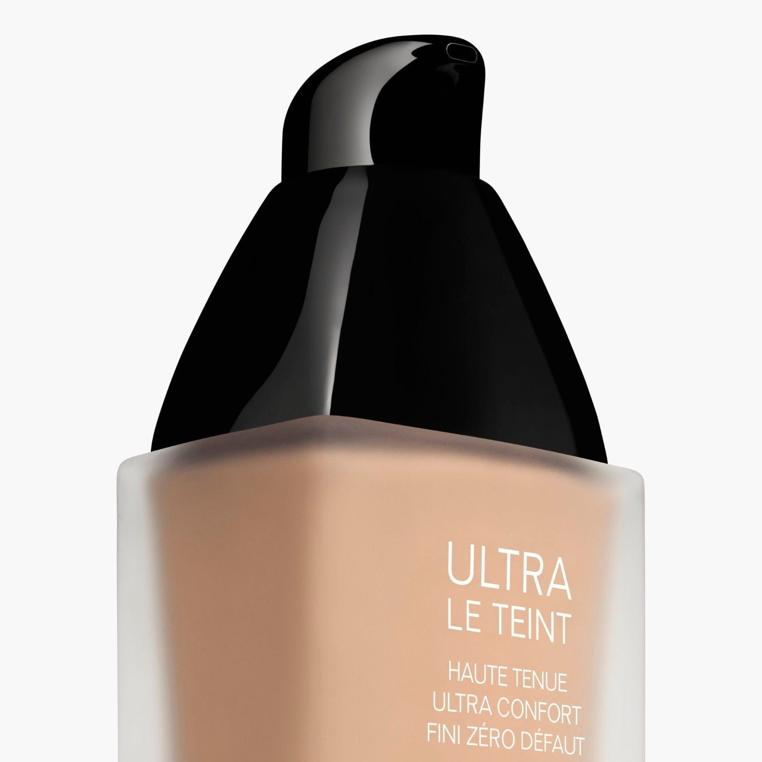 CHANEL Foundation ULTRA LE TEINT ULTRA LE TEINT FLUIDE - 30 ml