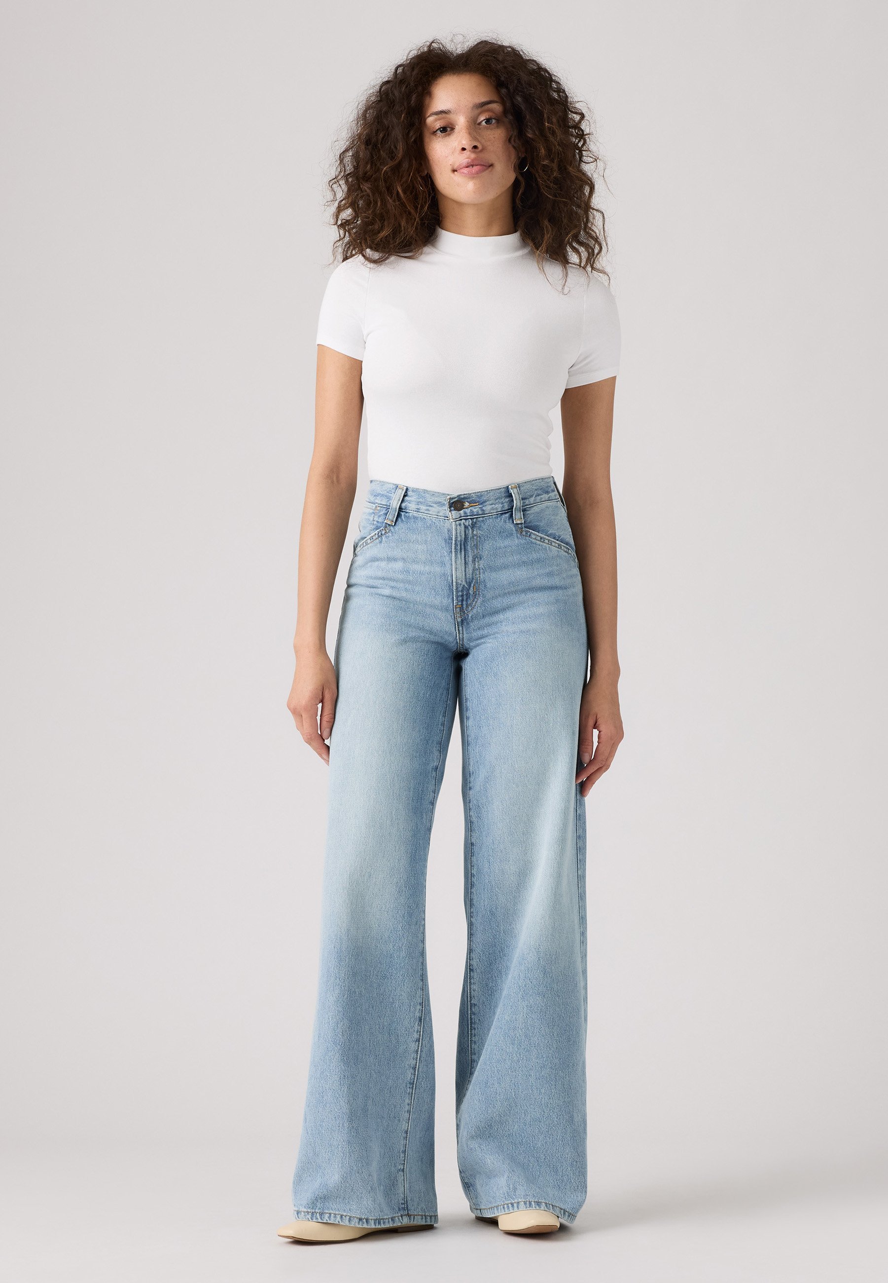 Levi's® Wide Leg