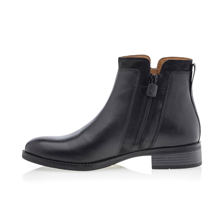 Schwarze Damenstiefel / Stiefeletten
