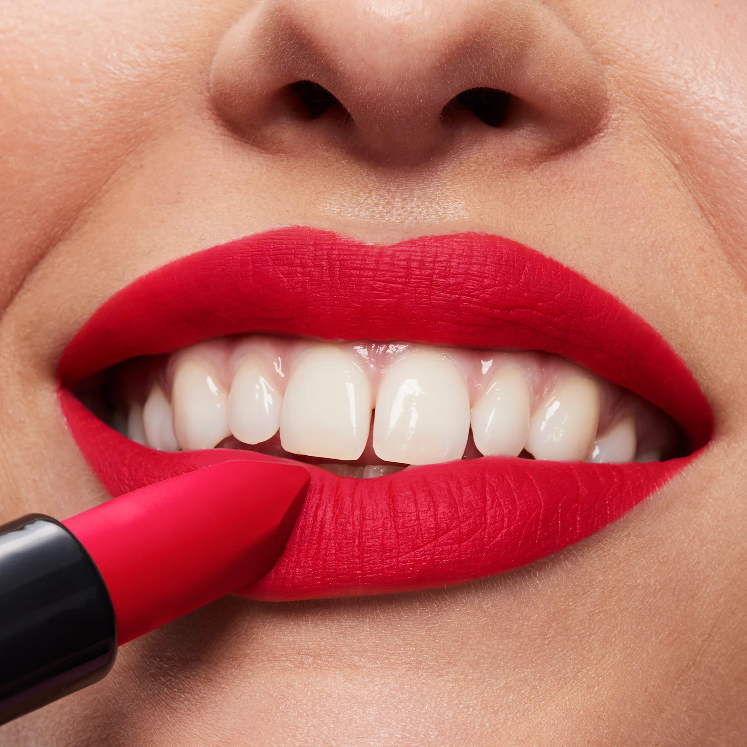 Lip Color Rossetto Ultra Matte - Rossetto mat