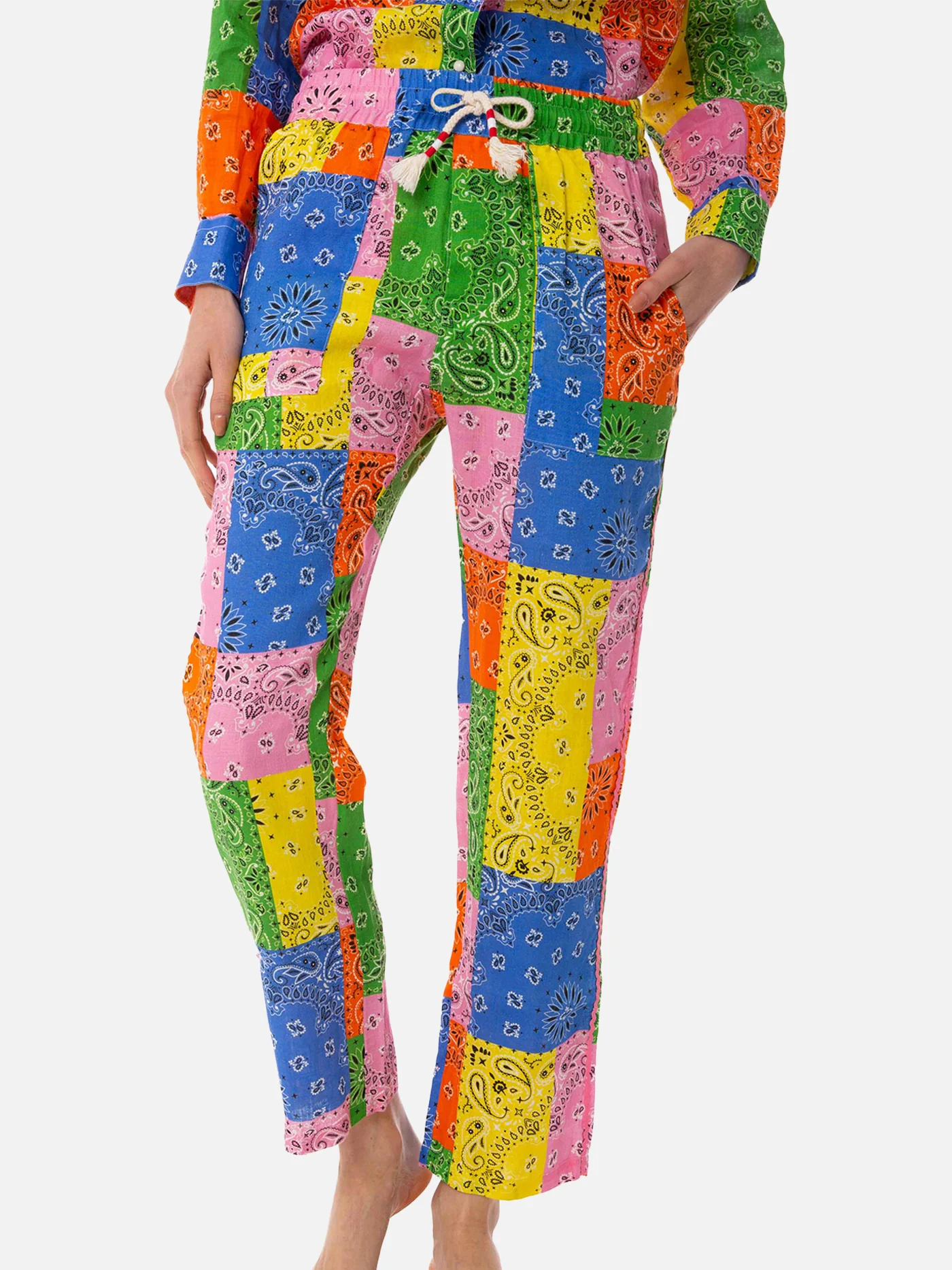 Leinenhose für Damen mit mehrfarbigem Bandana-Print