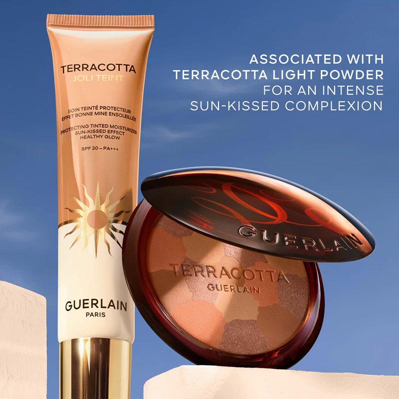 GUERLAIN Terracotta Joli Teint ochranný tónovací hydratační krém s přirozeně vypadajícím rozjasňujícím make-upem SPF 20