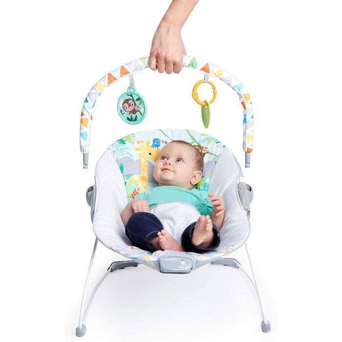 BRIGHT STARS Transat pour bébé - Safari - Arche avec jouets d'éveil amovible dont un miroir bébé, Harnais 3 points
