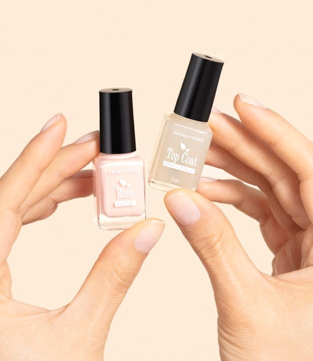 Nude roze nagellak