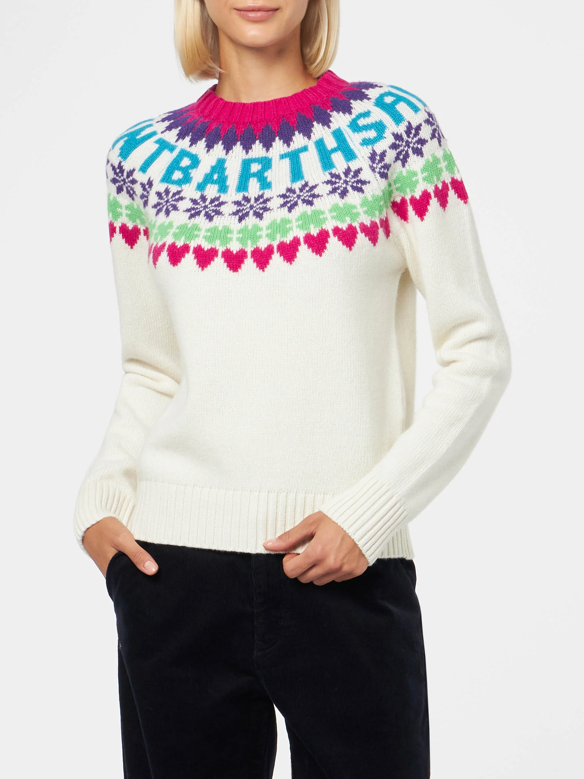 Witte Fair Isle damestrui met ronde hals en hartjesprint