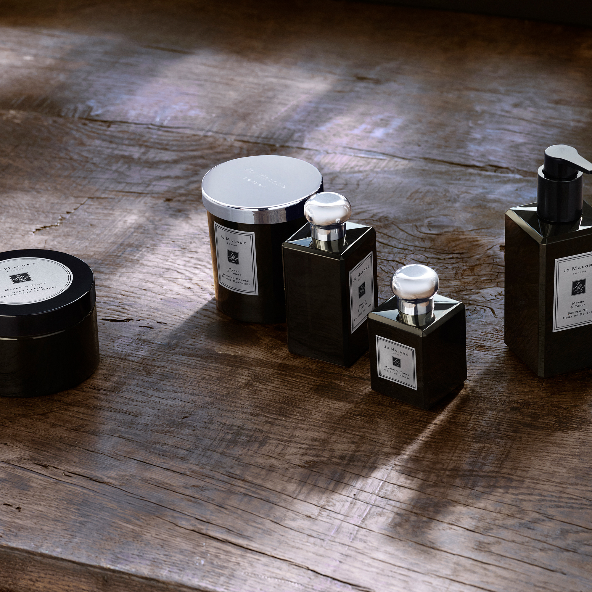 Mirha és Tonka illatú otthoni gyertya 200 g - Jo Malone London