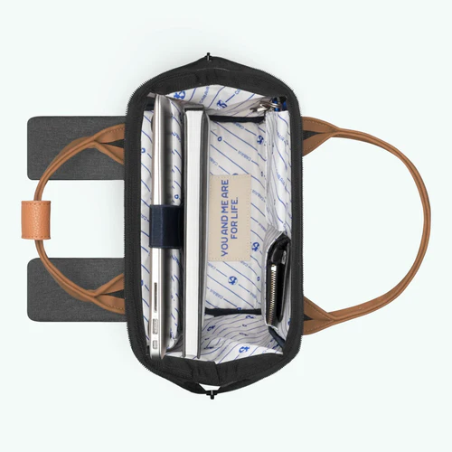 Cabaia Adventurer Kleiner Rucksack London Grau