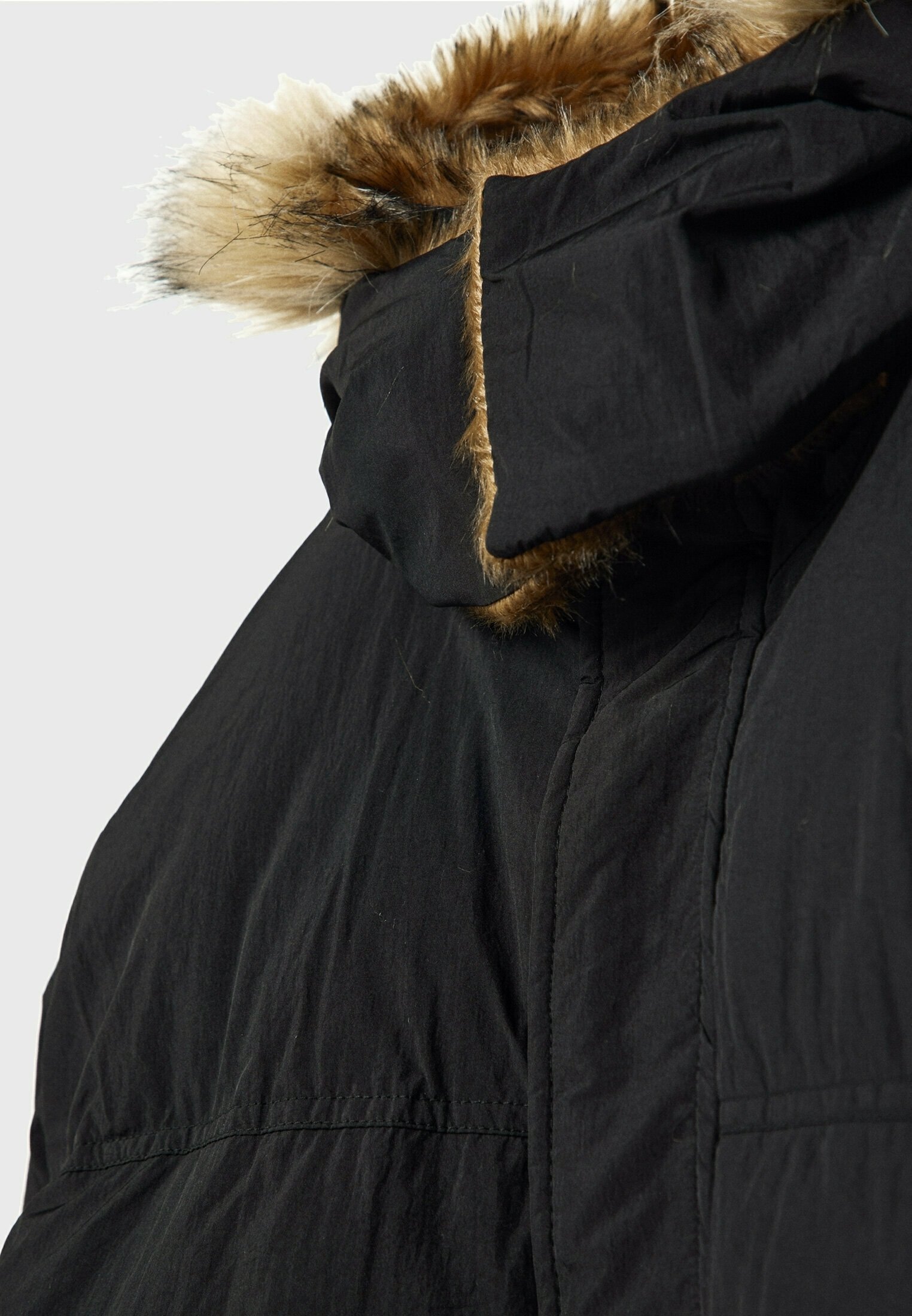 Veste d'hiver Stradivarius - noire