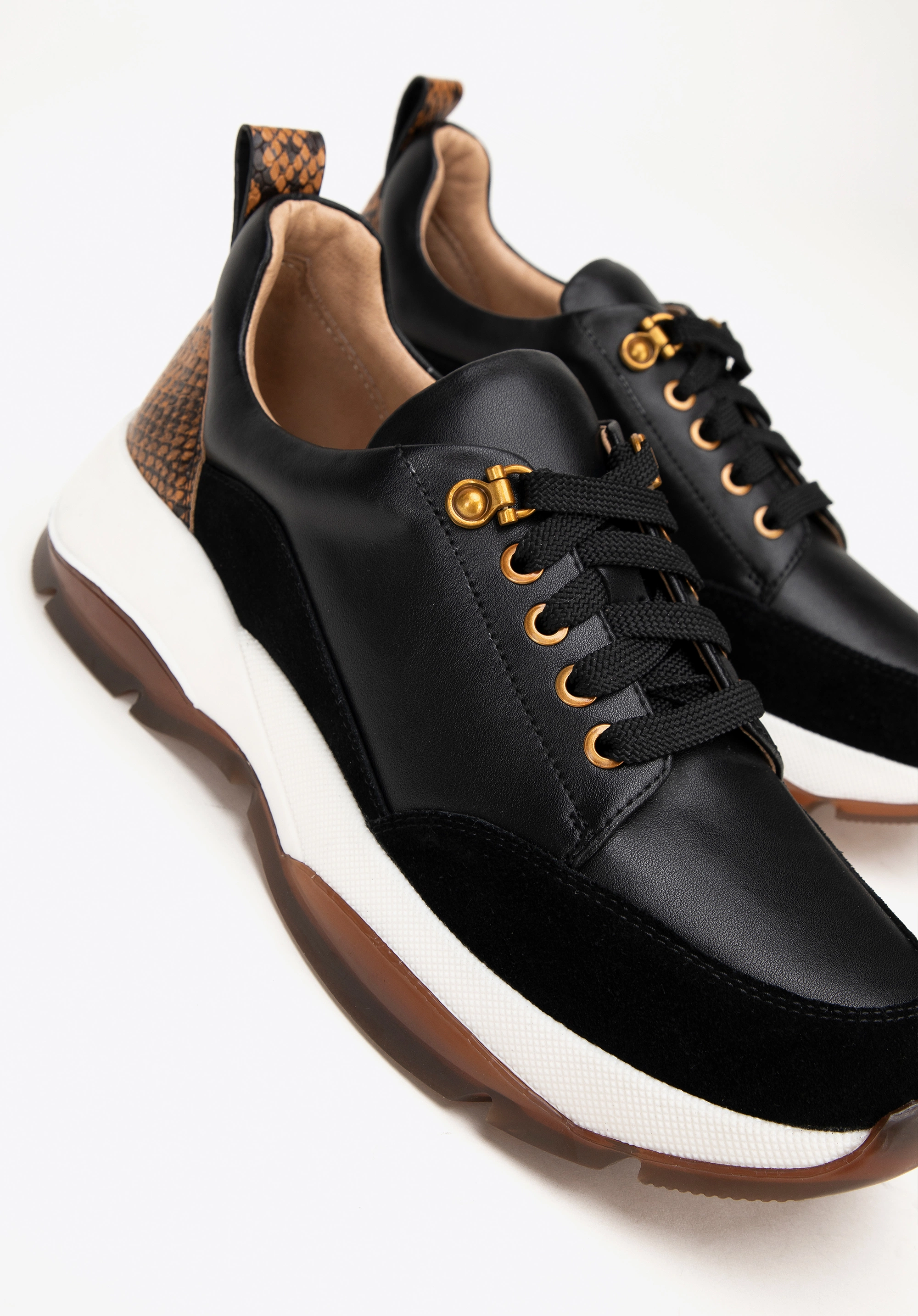 Damskie sneakersy z motywem zwierzęcym czarno - brązowe