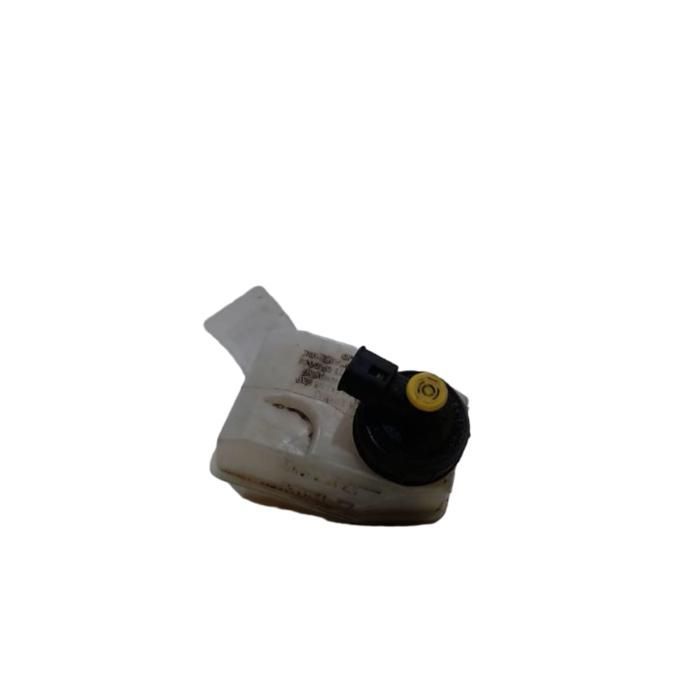 AUTO BRAKE FLUID Jug RENAULT CLIO 1.2 16V (BB05, BB0W, BB11, BB27, BB2T, BB2U, BB2V, CB05,... - 7700417649 - E PARTS