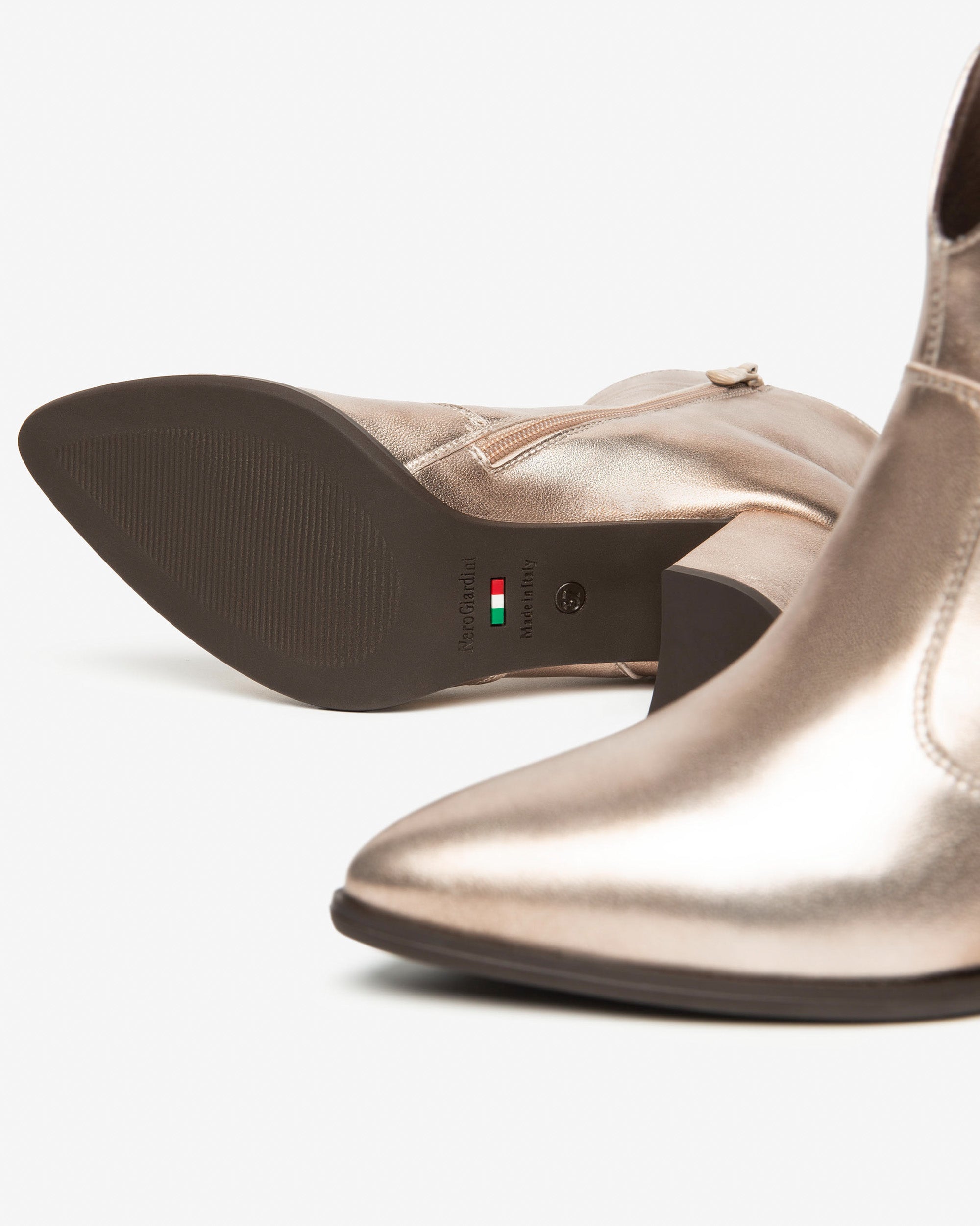 Damen-Ankle-Boots aus Leder