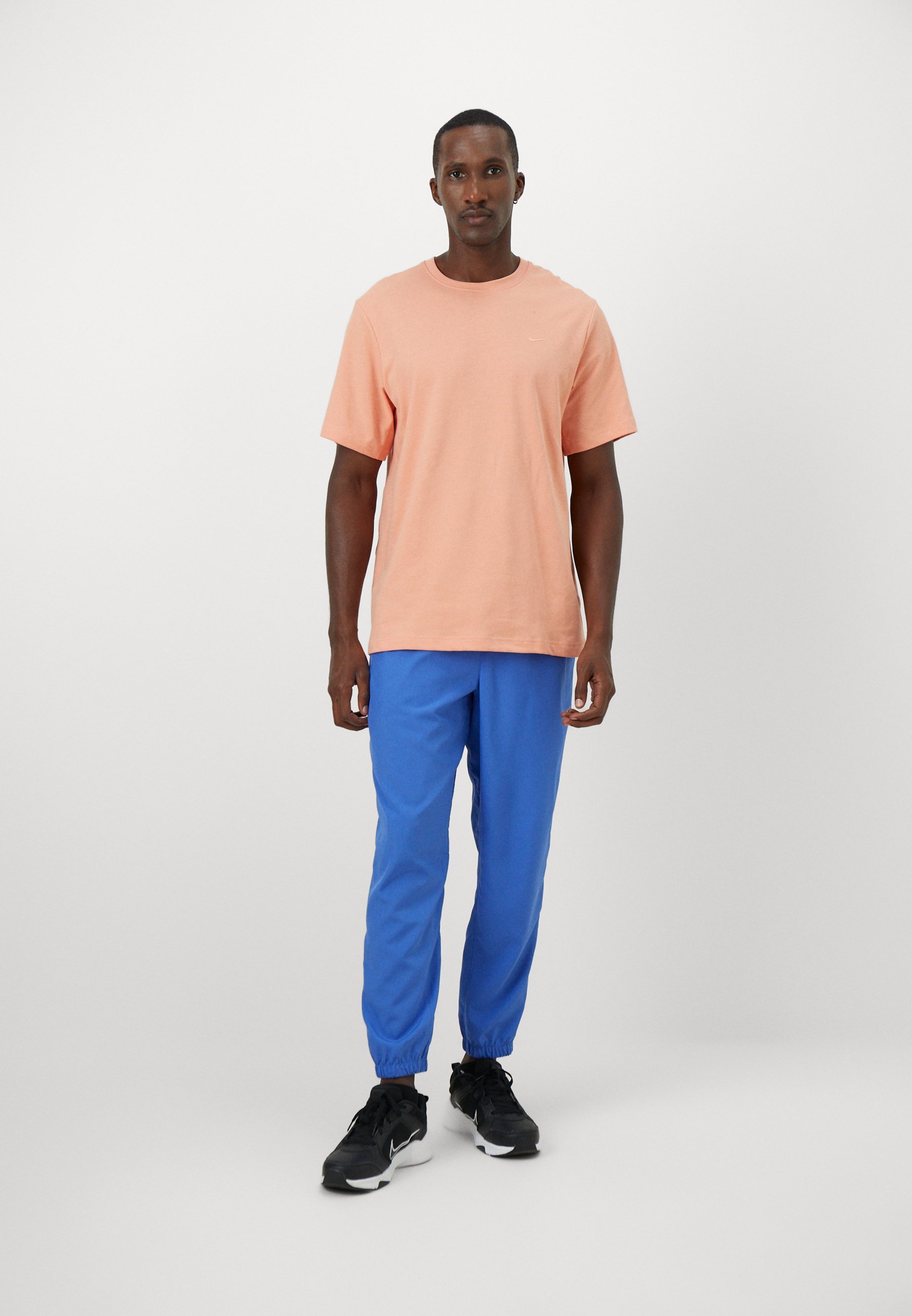 Pantaloni da tuta Nike Performance FORM PANT - blu cometa/nero