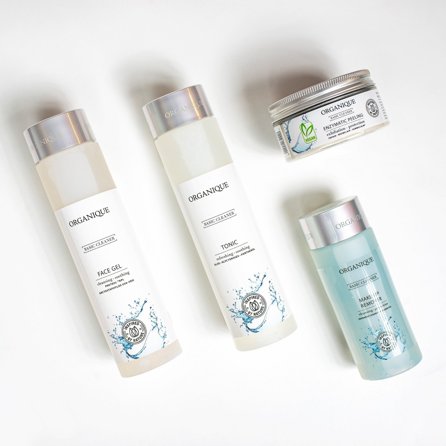 Organique Gommage visage aux herbes