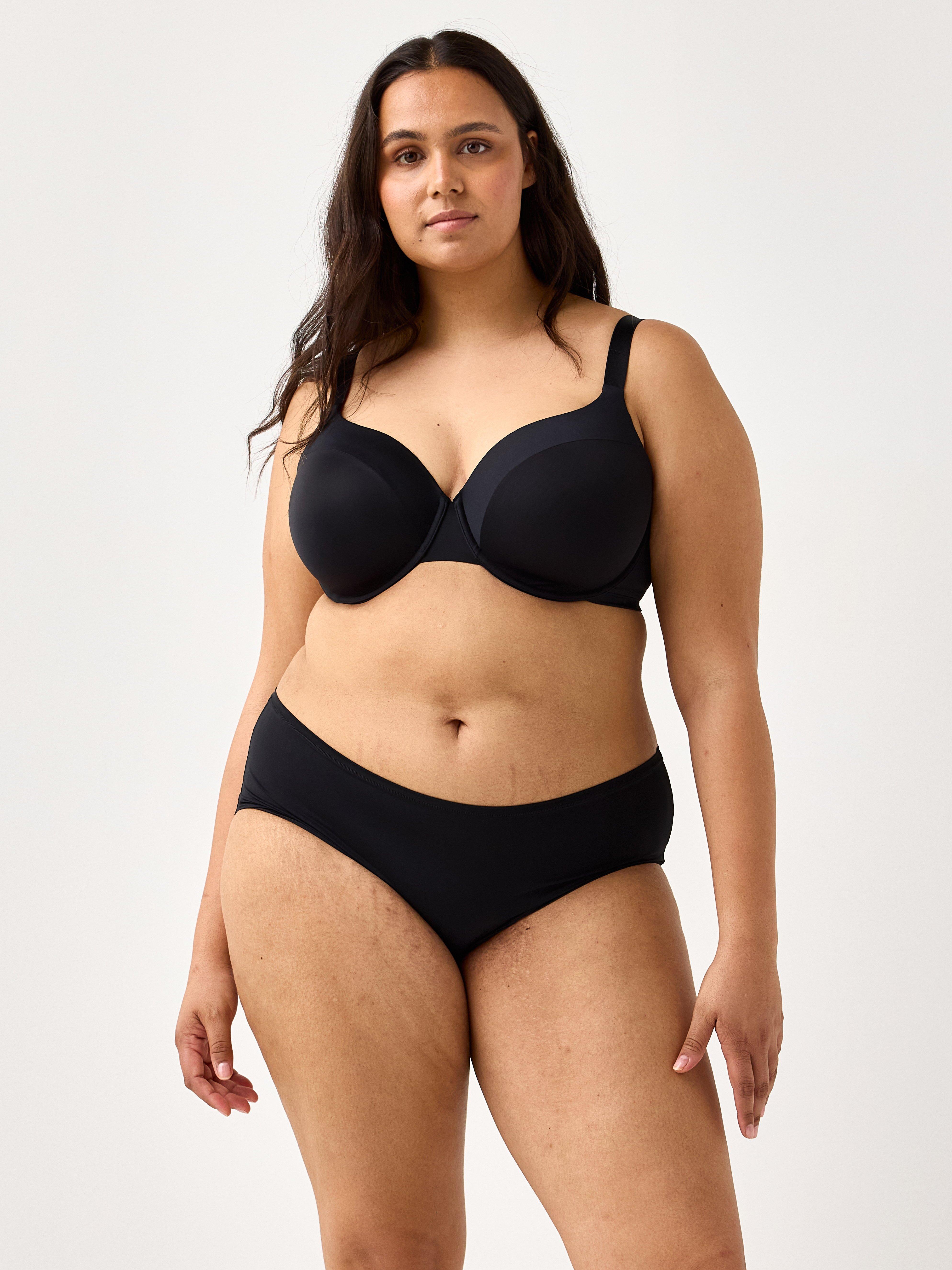 Camiseta Dahlia bh Negra