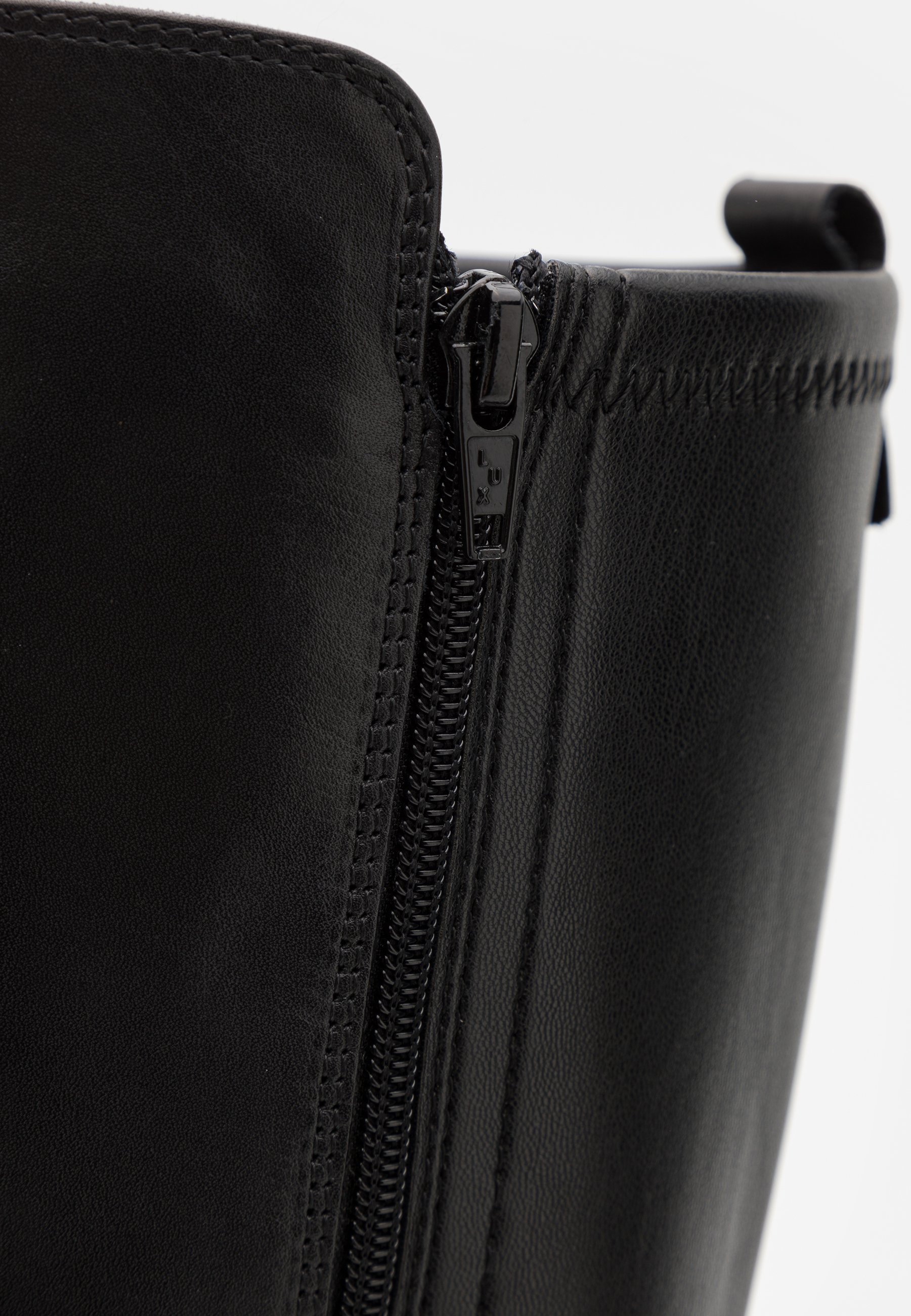 Ghete Tamaris - negre