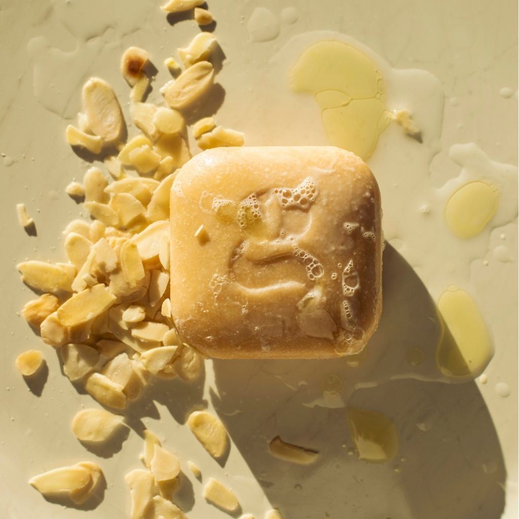 Sapone per Globe Total Nutrition Mandorla Dolce