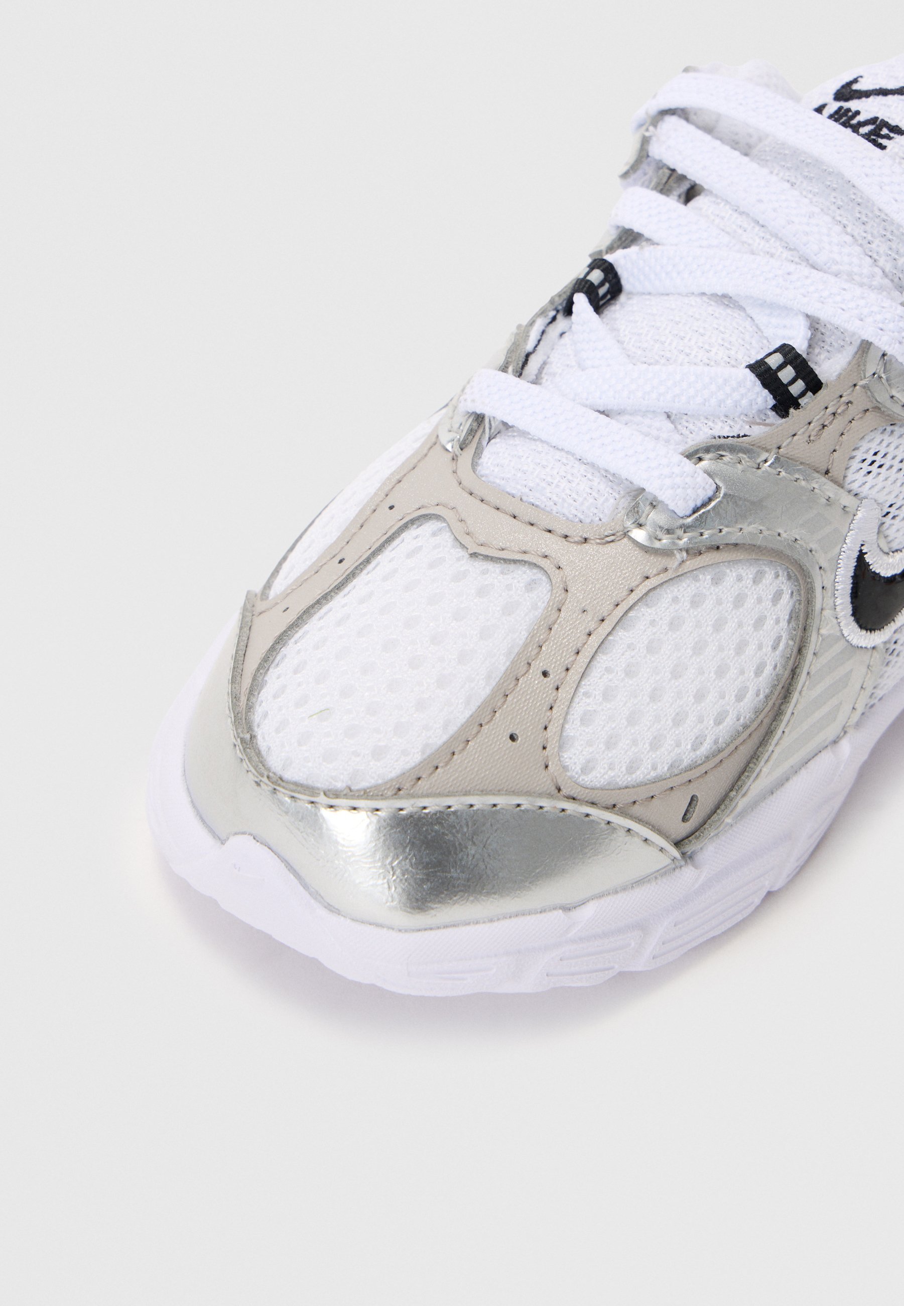 Baskets Nike Sportswear V5 UNISEXE - blanc/noir/gris clair/gris universitaire