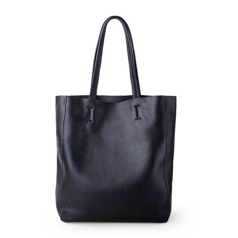 Semplice borsa da città da donna in vera pelle, di marca lussuosa, borsa tote grande da donna.