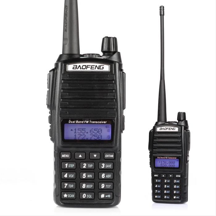 Rádio Walkie-Talkie Baofeng UV-82 FM VHF/UHF com Dual PTT, Dual Band, Display e Modo de Espera de Longo Alcance (Fone de Ouvido Incluso)