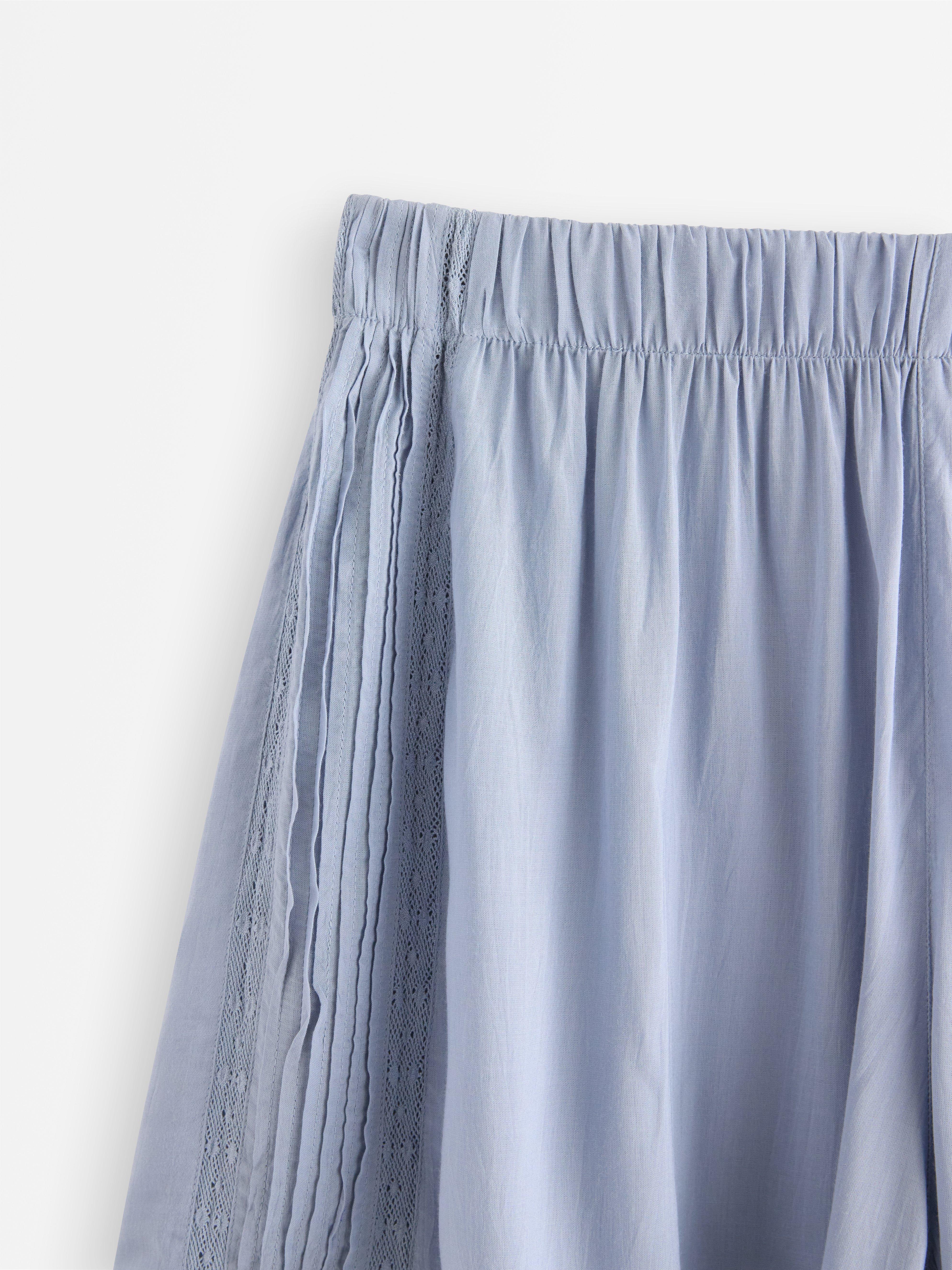 Pantaloni scurți Krinklade Albastru deschis prăfuit
