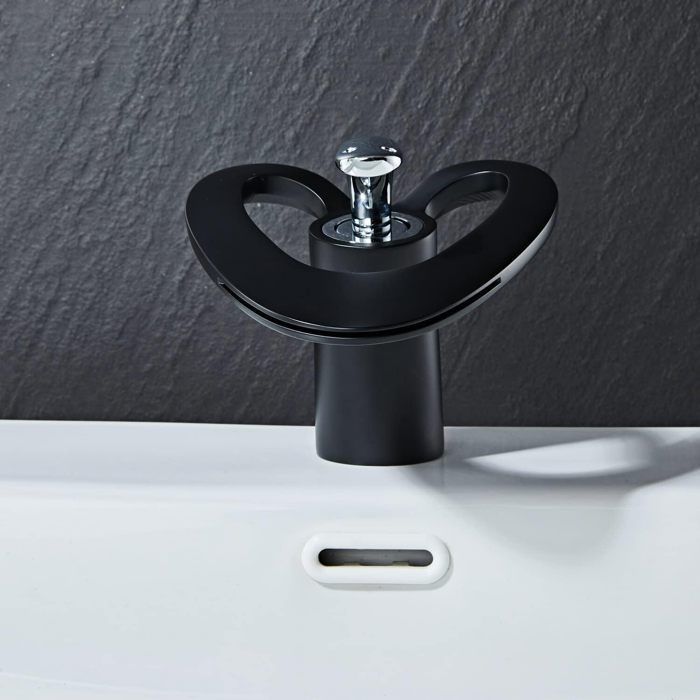 Waterval badkamerkraan, wastafelmengkraan met verstelbare warm- en koudwaterkraan met één hendel en keramische klep.